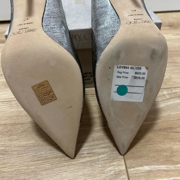 Jimmy Choo - Love85 - NWT silver with some black. Size 40 - Picture 4 of 8